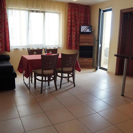 Apartments Paskalina Byala  Bilik gambar